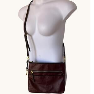 Fossil Fiona Leather Crossbody Bag Medium Size Oxblood Brown Many Compartments